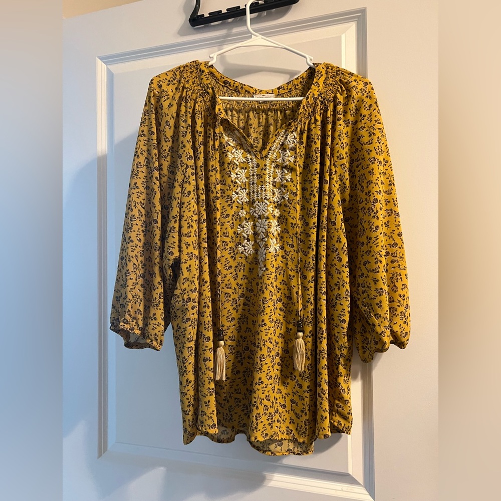 Super cute and comfy blouse from stitch fix